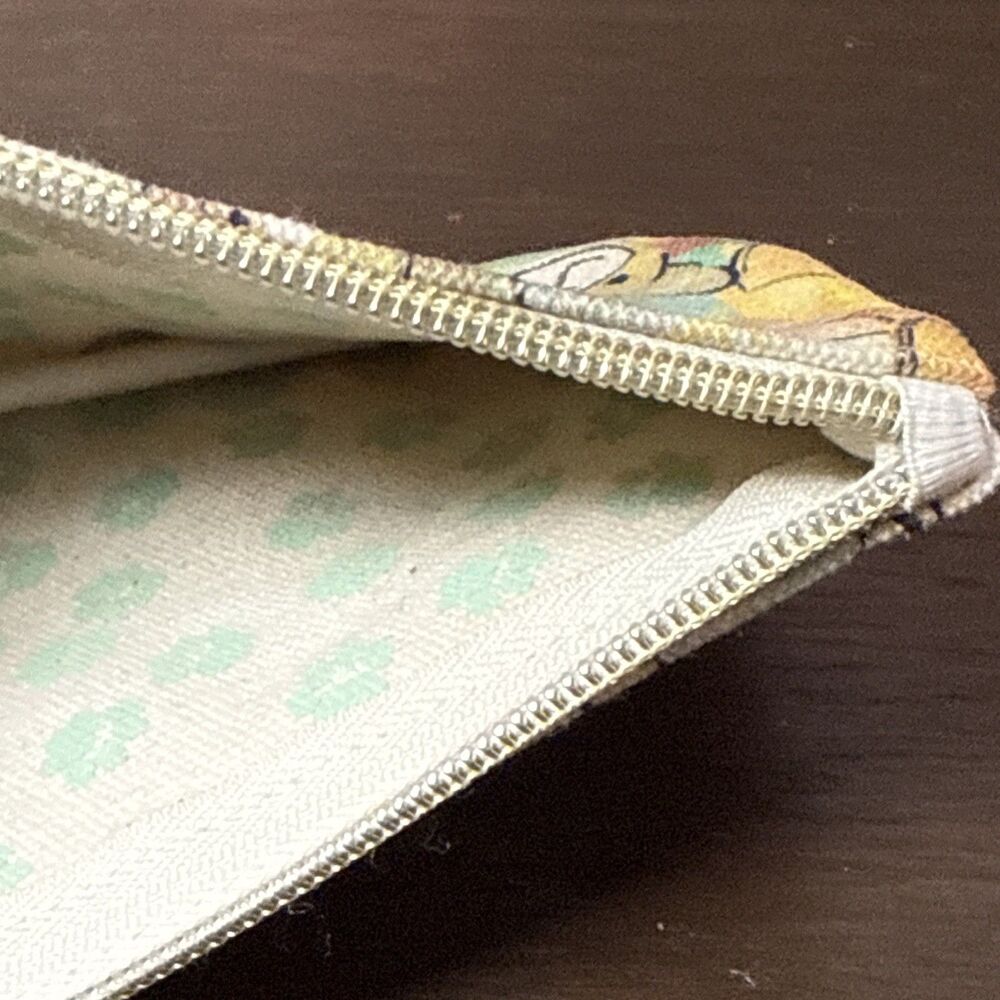 Molly & Rex Travel Zipper  Pouch Canvas Pencil Bag Accessory With Dogs Puppies - Picture 8 of 10